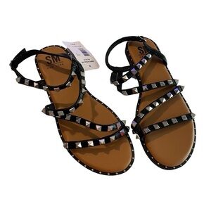 SM New York Adalyn Black Studded Sandals, Size 7 - New with Tags